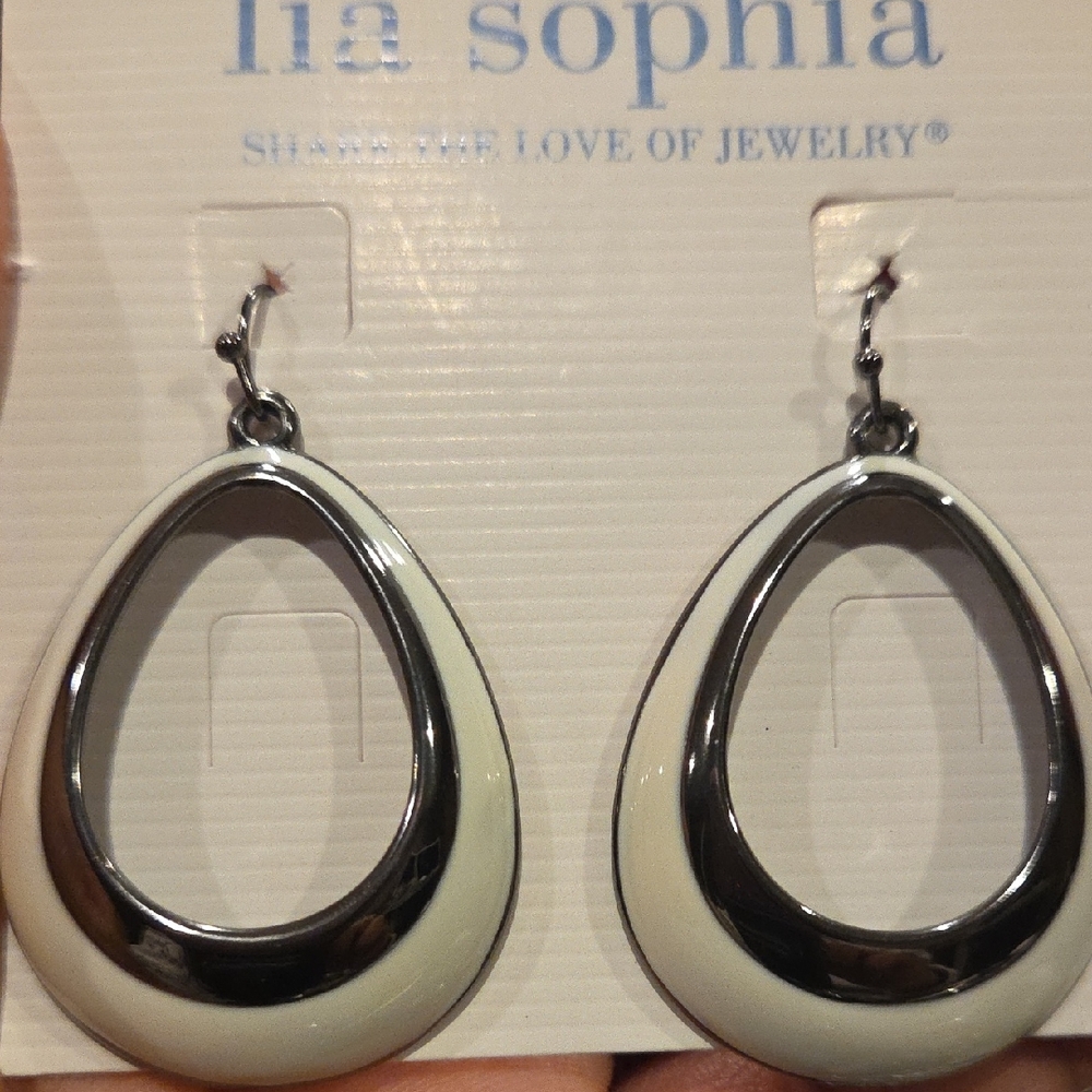 Lia Sophia Silver and Cream Teardrop Earrings - Picture 1 of 2